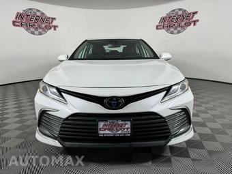 2024 Toyota Camry XLE - miniatura 2
