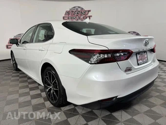 2024 Toyota Camry XLE - miniatura 26