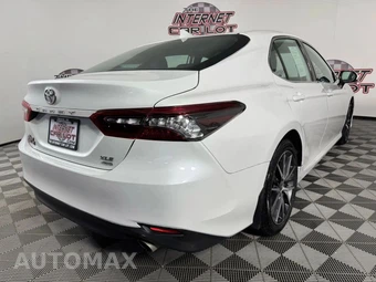 2024 Toyota Camry XLE - miniatura 28