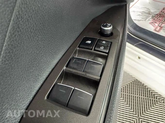 2024 Toyota Camry XLE - miniatura 40