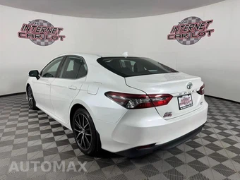 2024 Toyota Camry XLE - miniatura 5