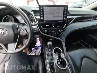 2024 Toyota Camry XLE - miniatura 11