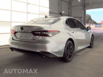 2024 Toyota Camry XLE - miniatura 4