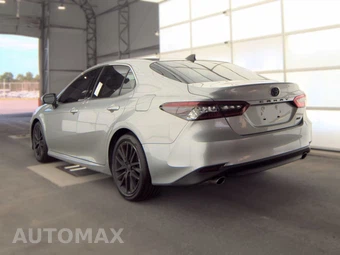 2024 Toyota Camry XLE - miniatura 6