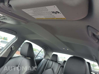 2024 Toyota Camry XSE - miniatura 8