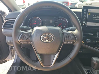 2024 Toyota Camry XSE - miniatura 10