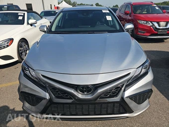 2024 Toyota Camry XSE - miniatura 2