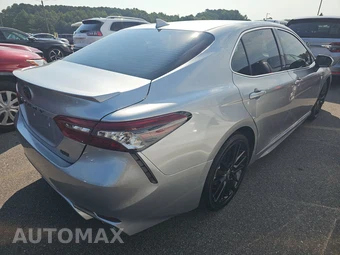 2024 Toyota Camry XSE - miniatura 4