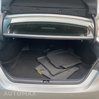 2024 Toyota Camry XSE - miniatura 10