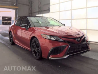 2024 Toyota Camry XSE - miniatura 3