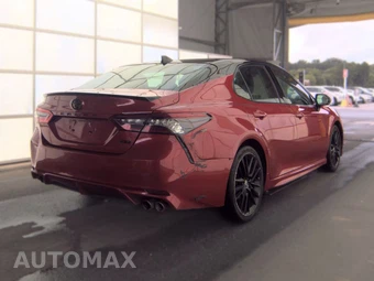 2024 Toyota Camry XSE - miniatura 4