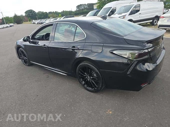 2024 Toyota Camry XSE - miniatura 2
