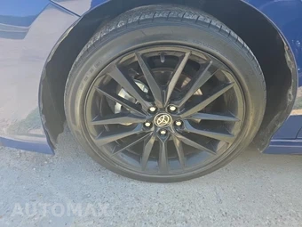 2024 Toyota Camry XSE - miniatura 8