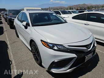 2024 Toyota Camry XSE - miniatura 3