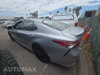 2024 Toyota Camry XSE - miniatura 6