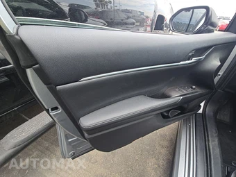 2024 Toyota Camry XSE - miniatura 9