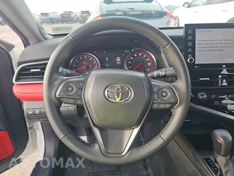 2024 Toyota Camry XSE - miniatura 10