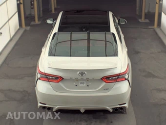 2024 Toyota Camry XSE - miniatura 5