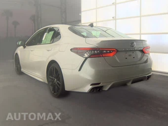 2024 Toyota Camry XSE - miniatura 6