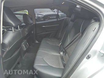 2024 Toyota Camry XSE - miniatura 13