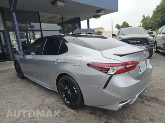 2024 Toyota Camry XSE - miniatura 6