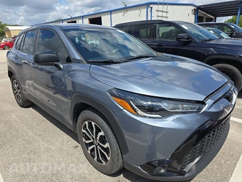 2024 Toyota Corolla Cross Hybrid S - miniatura 3
