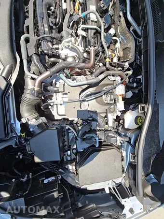 2024 Toyota Corolla Cross Hybrid SE - miniatura 18