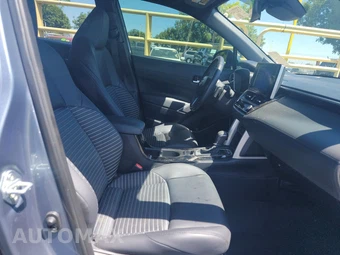 2024 Toyota Corolla Cross Hybrid XSE - miniatura 8