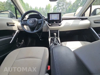 2024 Toyota Corolla Cross L - miniatura 11