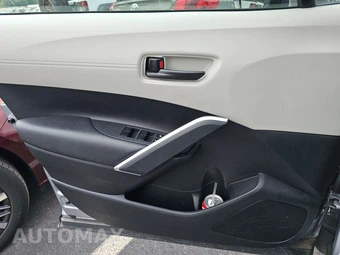 2024 Toyota Corolla Cross L - miniatura 15