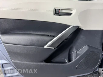 2024 Toyota Corolla Cross L - miniatura 33