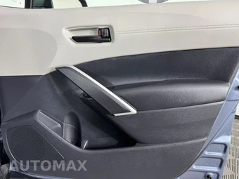 2024 Toyota Corolla Cross L - miniatura 35