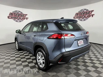 2024 Toyota Corolla Cross L - miniatura 5