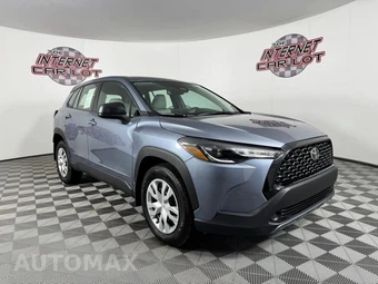 2024 Toyota Corolla Cross L - miniatura 9