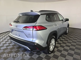 2024 Toyota Corolla Cross LE - miniatura 4
