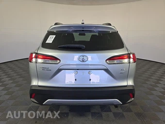 2024 Toyota Corolla Cross LE - miniatura 5