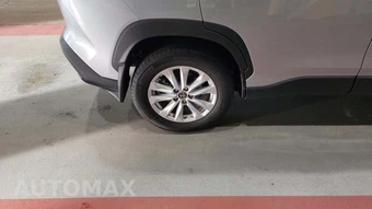 2024 Toyota Corolla Cross LE - miniatura 30