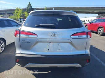 2024 Toyota Corolla Cross LE - miniatura 5
