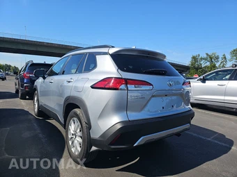2024 Toyota Corolla Cross LE - miniatura 6
