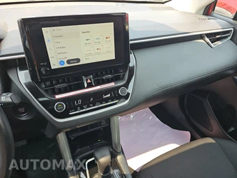2024 Toyota Corolla Cross LE - miniatura 11