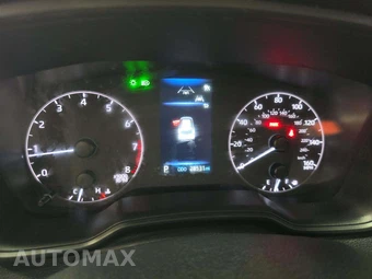 2024 Toyota Corolla Cross LE - miniatura 9