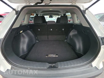 2024 Toyota Corolla Cross LE - miniatura 23