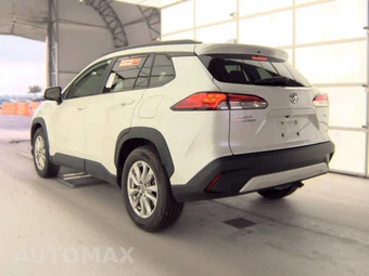 2024 Toyota Corolla Cross LE - miniatura 8