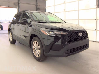 2024 Toyota Corolla Cross LE - miniatura 3