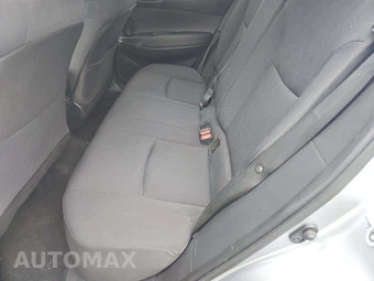 2024 Toyota Corolla Cross LE - miniatura 13