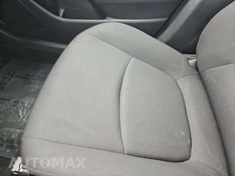 2024 Toyota Corolla Cross LE - miniatura 22