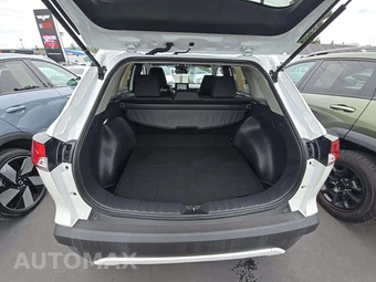 2024 Toyota Corolla Cross LE - miniatura 14