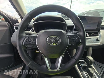 2024 Toyota Corolla Cross XLE - miniatura 10