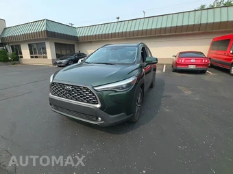 2024 Toyota Corolla Cross XLE