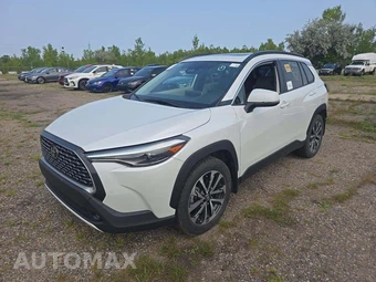 2024 Toyota Corolla Cross XLE